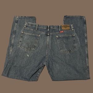 Medium Wash Wrangler Regular Fit Denim Jeans Men's 38W X 32L